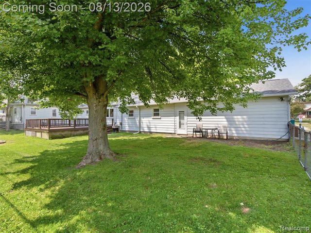 1105 Whiting Street, Saint Clair, MI 48079