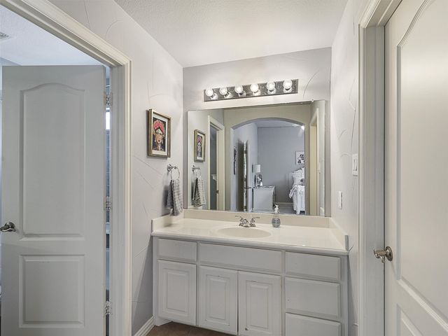 4719 Parkside Drive, Frisco, TX 75034