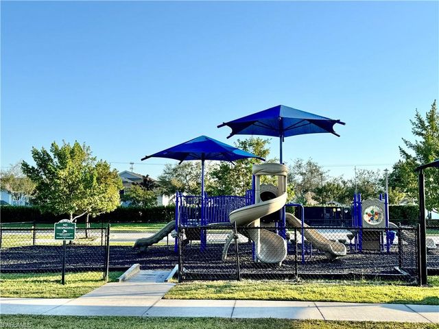 15314 Wildflower CIR, Naples, FL 34119