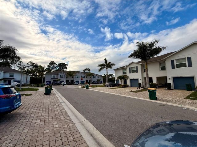 15314 Wildflower CIR, Naples, FL 34119