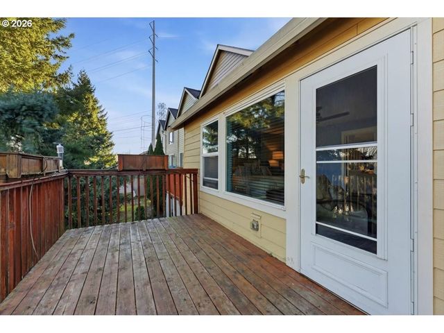 21601 Ne WILLOW GLEN Rd, Fairview, OR 97024