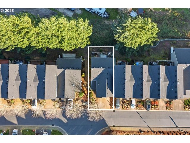 21601 Ne WILLOW GLEN Rd, Fairview, OR 97024