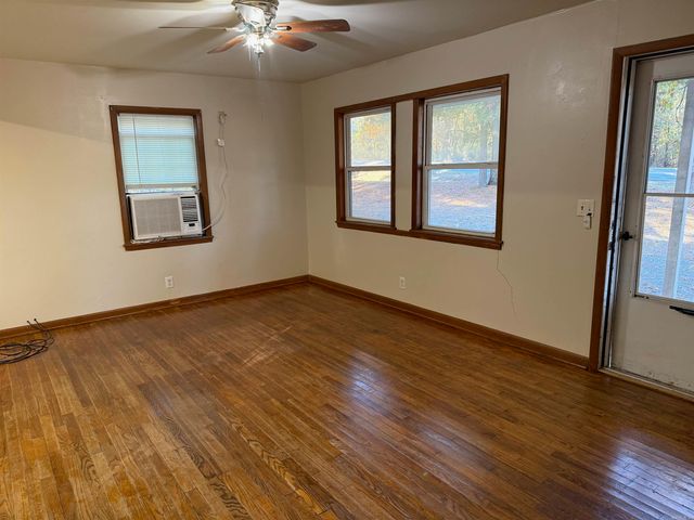 4761 Heber Springs Rd N, Ida, AR 72546