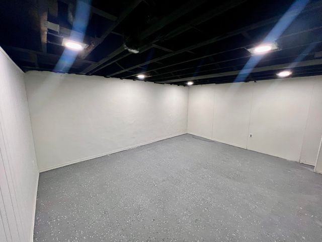 4709 Gerald Street, Warren, MI 48092