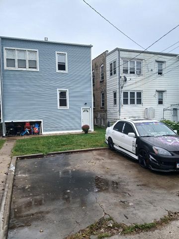 1110 N Massasoit Avenue, Chicago, IL 60651
