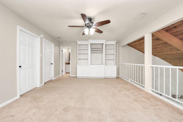7731 Club Lake Drive, Houston, TX 77095