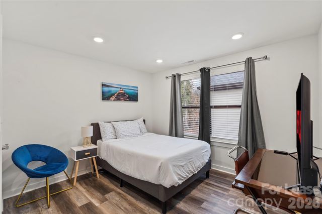 2813 Ava Avenue, Charlotte, NC 28208