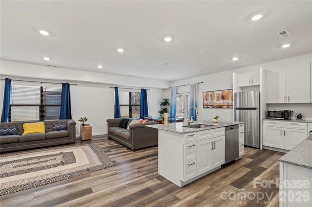 2813 Ava Avenue, Charlotte, NC 28208