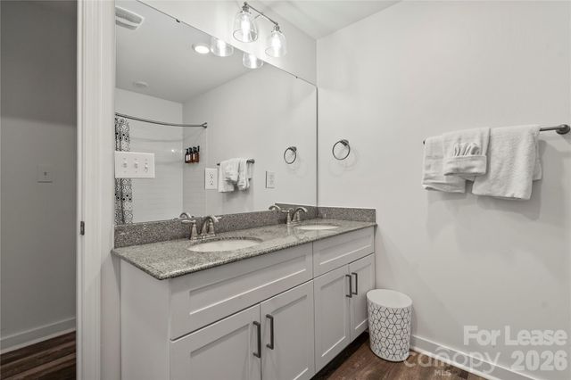 2813 Ava Avenue, Charlotte, NC 28208