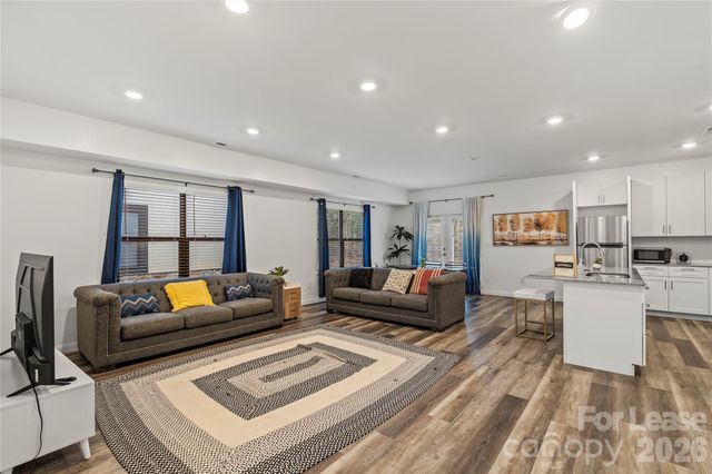 2813 Ava Avenue, Charlotte, NC 28208