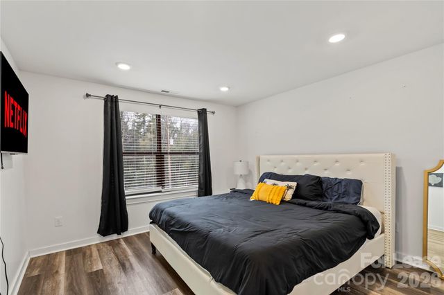 2813 Ava Avenue, Charlotte, NC 28208