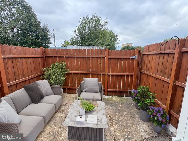 2229 JEFFERSON ST, Baltimore, MD 21205