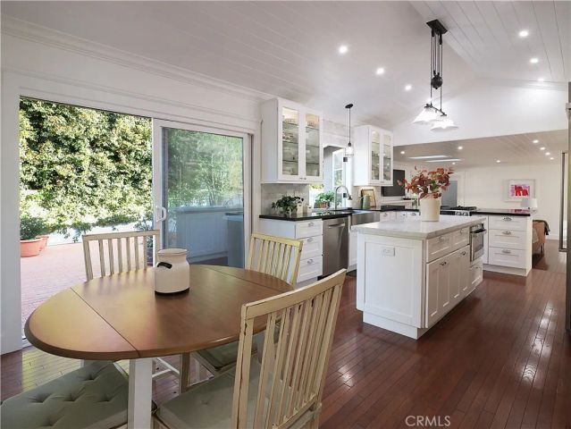 300 Via Alcance, Palos Verdes Estates, CA 90274