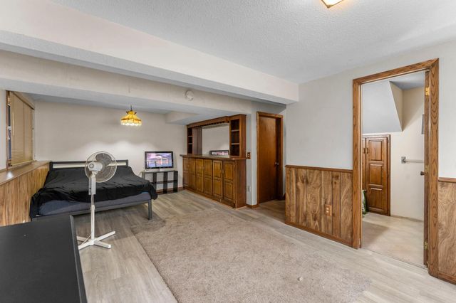 3815 Brookdale Circle N, Brooklyn Park, MN 55443