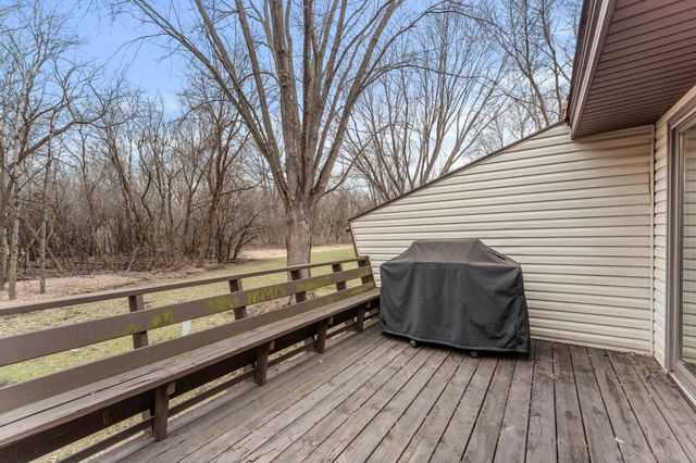 3815 Brookdale Circle N, Brooklyn Park, MN 55443
