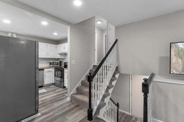 3815 Brookdale Circle N, Brooklyn Park, MN 55443