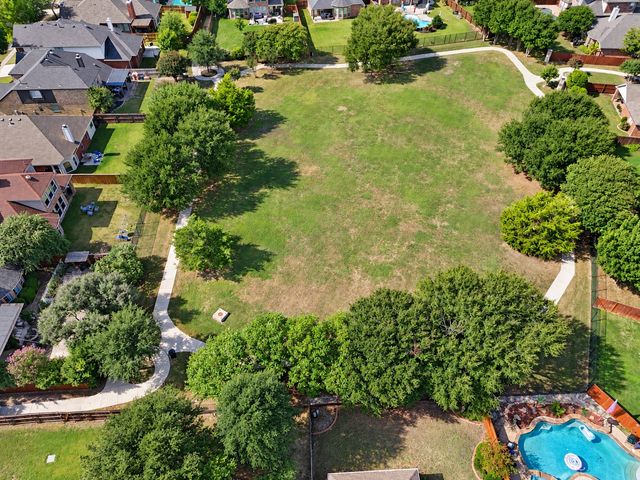 6831 Landing Drive, Grand Prairie, TX 75054