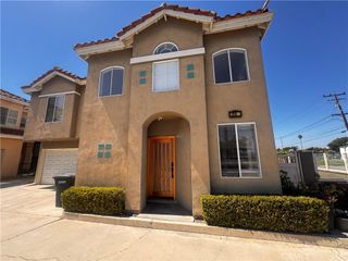 379 Monte Vista Avenue A, Costa Mesa, CA 92627