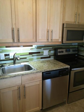7685 Northcross DR 1009, Austin, TX 78757