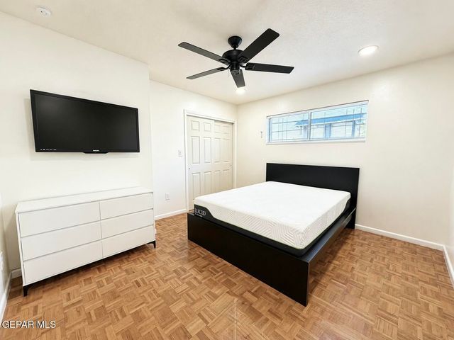 811 UPSON Drive, El Paso, TX 79902