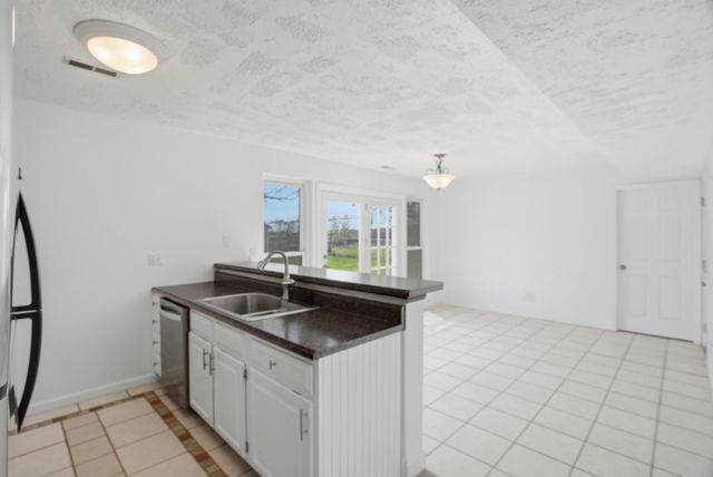 4800 W BAXTER CT, Columbia, MO 65203