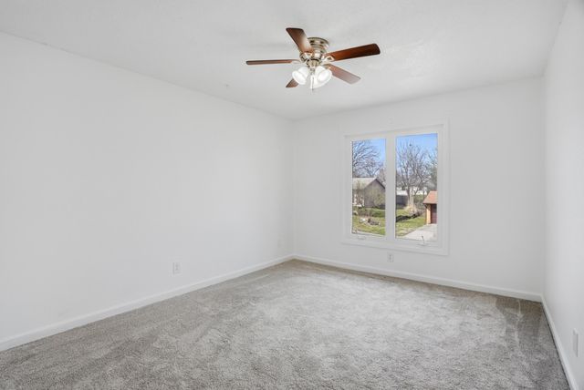 4800 W BAXTER CT, Columbia, MO 65203