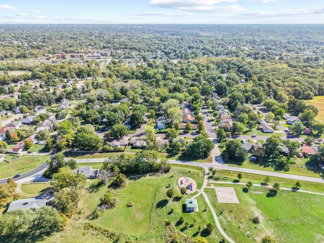 4800 W BAXTER CT, Columbia, MO 65203