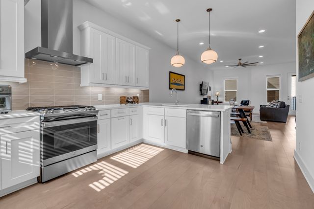 1011 44th Ave N Unit 5, Nashville, TN 37209