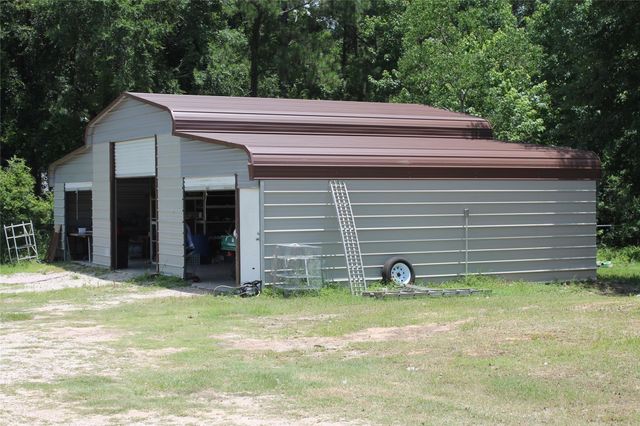 325 Fm 2457, Livingston, TX 77351