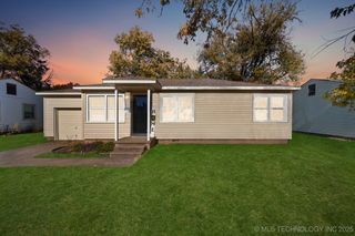 105 W 5th Street, Owasso, OK 74055