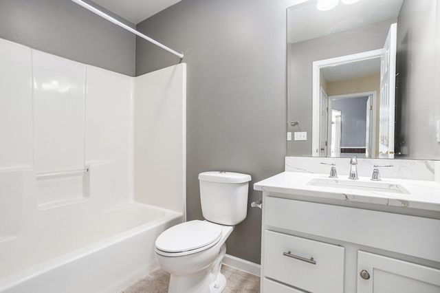 146 Steamburg Drive, East Leroy, MI 49051