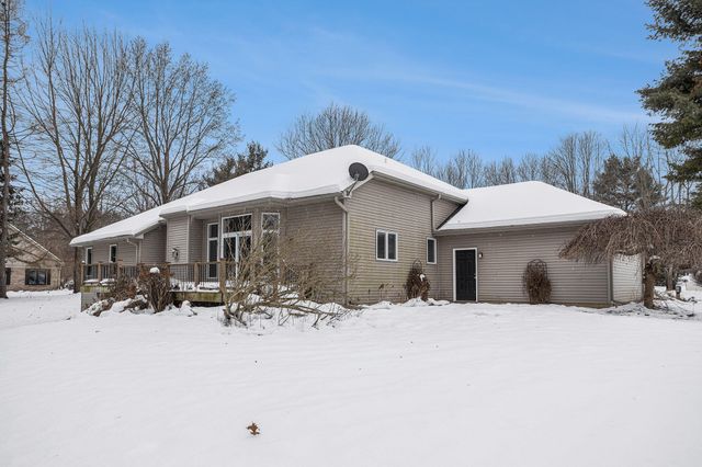 146 Steamburg Drive, East Leroy, MI 49051