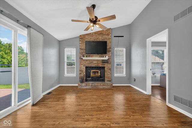 5664 Pine Knoll Boulevard, Noblesville, IN 46062