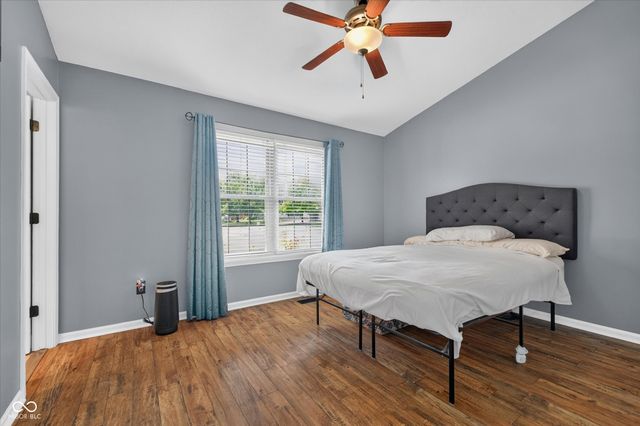 5664 Pine Knoll Boulevard, Noblesville, IN 46062