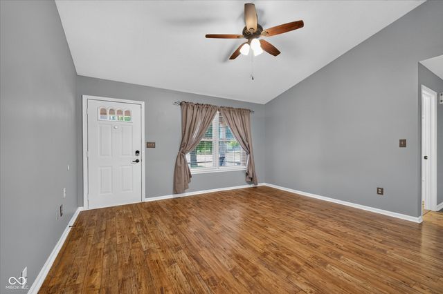 5664 Pine Knoll Boulevard, Noblesville, IN 46062