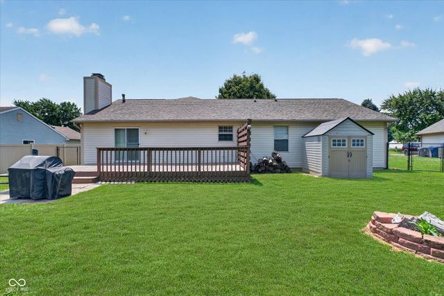 5664 Pine Knoll Boulevard, Noblesville, IN 46062
