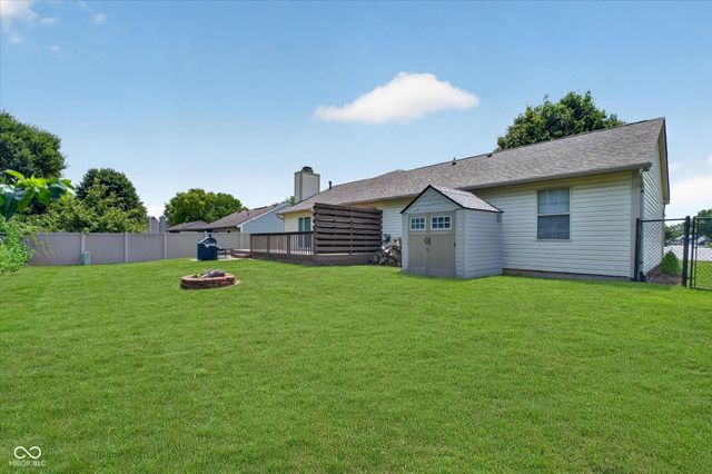 5664 Pine Knoll Boulevard, Noblesville, IN 46062
