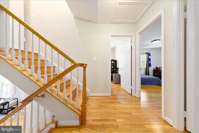 4 SUSSEX CT, Potomac, MD 20854