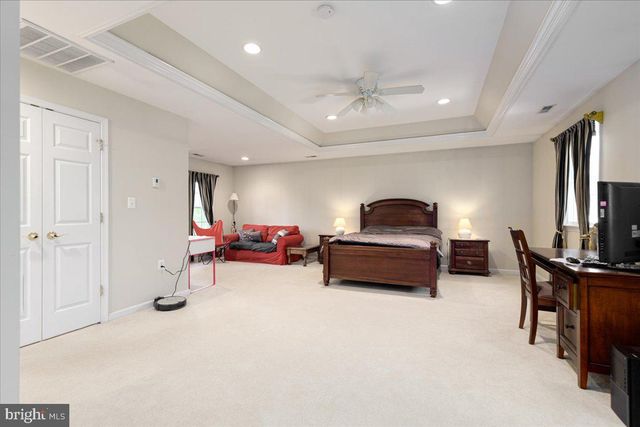 4 SUSSEX CT, Potomac, MD 20854