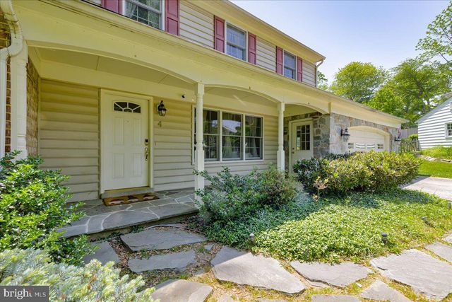 4 SUSSEX CT, Potomac, MD 20854