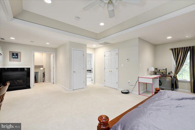 4 SUSSEX CT, Potomac, MD 20854