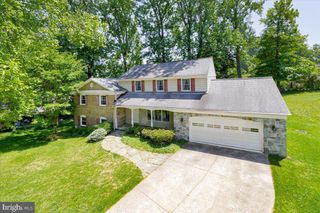 4 SUSSEX CT, Potomac, MD 20854
