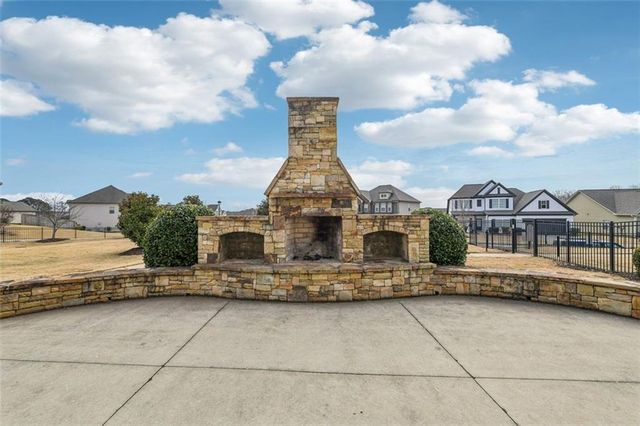 4387 PLEASANT GARDEN SW Drive, Gainesville, GA 30504