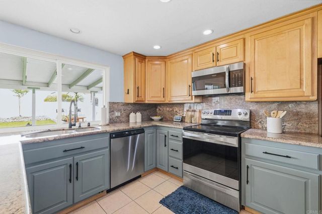 13626 Paseo Del Mar, El Cajon, CA 92021