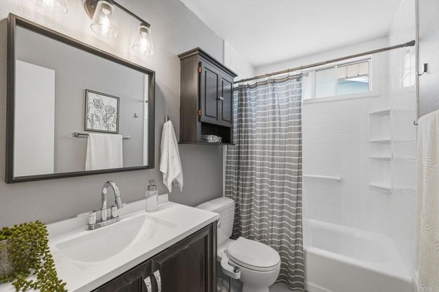 13626 Paseo Del Mar, El Cajon, CA 92021