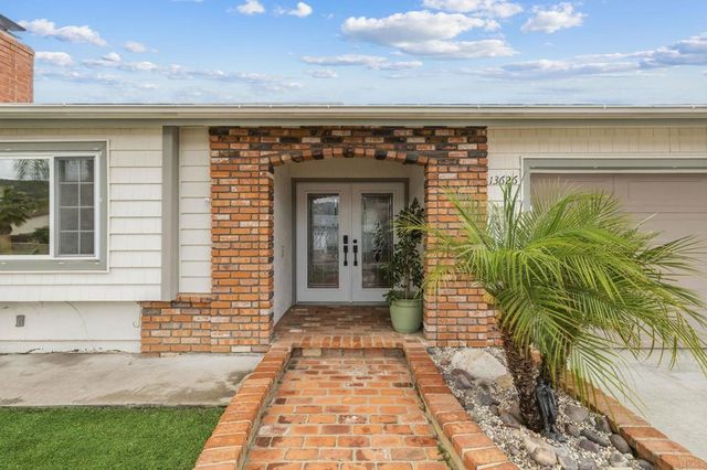 13626 Paseo Del Mar, El Cajon, CA 92021