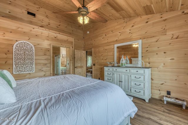 577 Way Cross Road, Church Hill, TN 37642