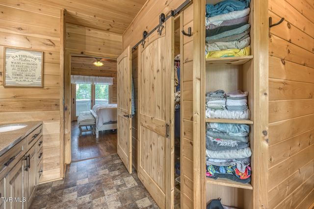 577 Way Cross Road, Church Hill, TN 37642