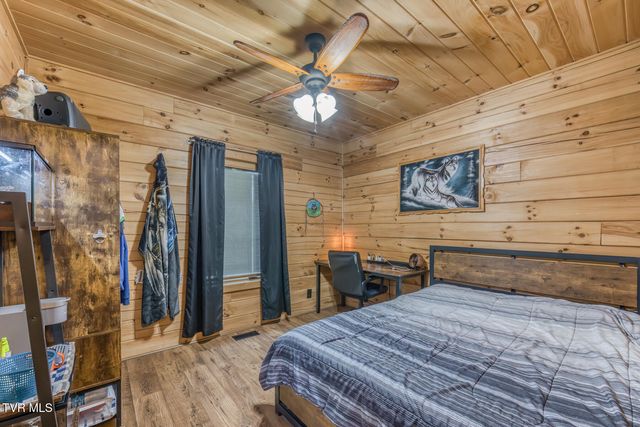 577 Way Cross Road, Church Hill, TN 37642