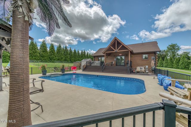 577 Way Cross Road, Church Hill, TN 37642